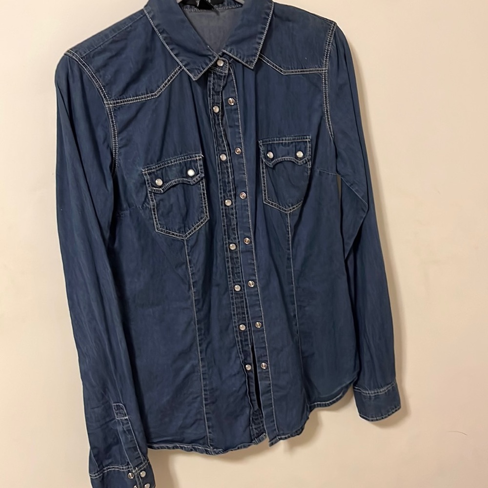 Denim pearl snap shirt
